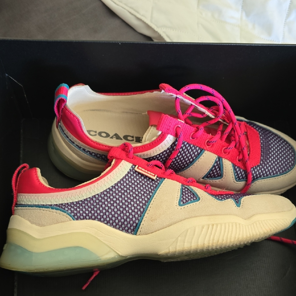 Coach Women's Pink and Cream Sneakers